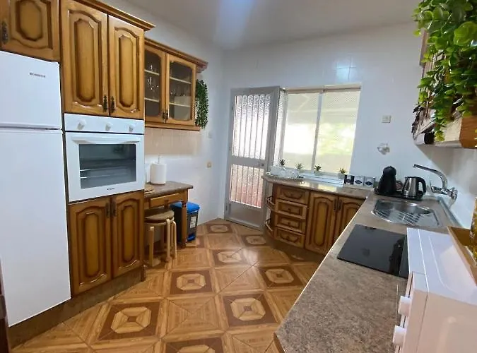 En El Centro De Con Aire Y Wifi *