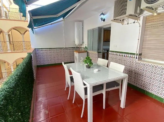 公寓 En El Centro De Con Aire Y Wifi 龙达