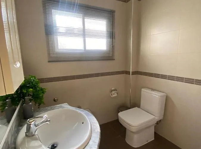 En El Centro De Con Aire Y Wifi *