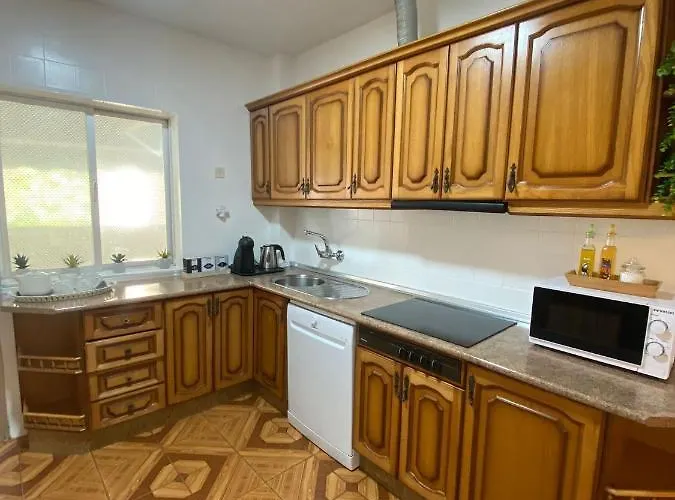 En El Centro De Con Aire Y Wifi 公寓 *